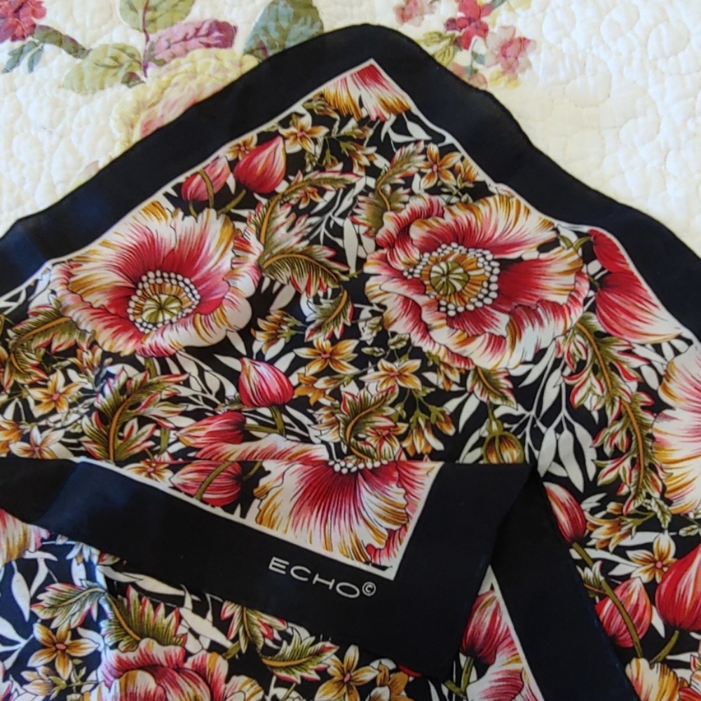 Echo Silk Scarf 30x30 - Picture 2 of 2